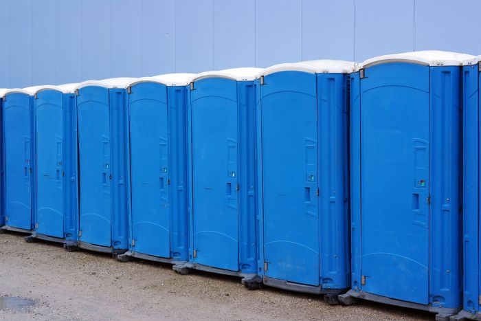 portable toilets for construction sites
